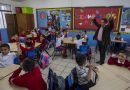 López Obrador anuncia aumento del 10% para docentes de educación básica federalizada en Día del Maestro