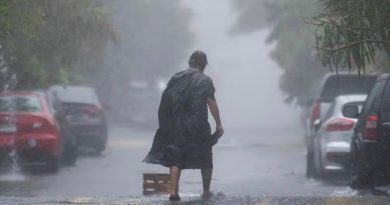 Zona de baja presión en el Golfo de México provoca torrenciales lluvias y riesgo de ciclón: SMN en alerta