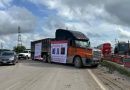 Transportistas bloquean caseta en Puebla y una vía en Quintana Roo para exigir el pago de adeudos por traslado de material para el Tren Maya