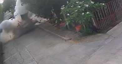 Camioneta explota afuera de la casa de la hija del alcalde de Cazones de Herrera, Veracruz