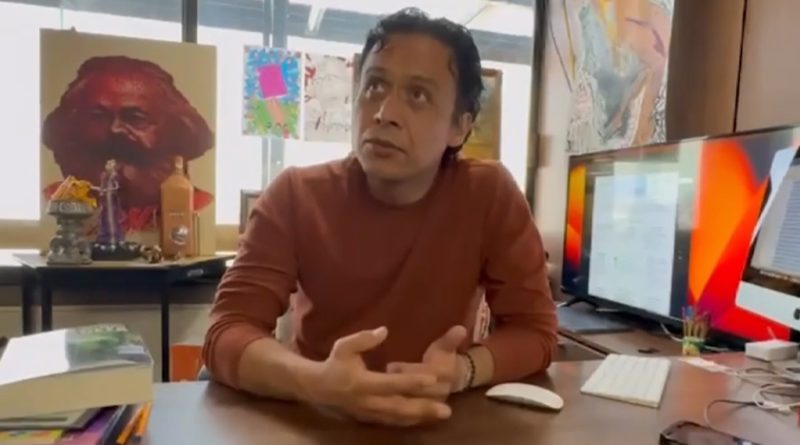 Confirma SEP destitución de Marx Arriaga por procesos administrativos; él responde: “Seguiré en el puesto hasta recibir mi oficio de despido” Confirma SEP destitución de Marx Arriaga por procesos administrativos; él responde: “Seguiré en el puesto hasta recibir mi oficio de despido”